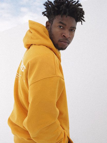 Custom yellow sweatshirt mens baggy drawstring hooded sweater - Image 2