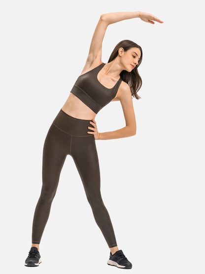 Customwomen gym wear best hot stamping activewear set - Image 5