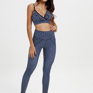 Gym clothing manufacturers china striped fashion activewear set