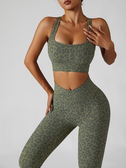 Custom fitness apparel suppliers China ribbed printed gym wear - Image 4